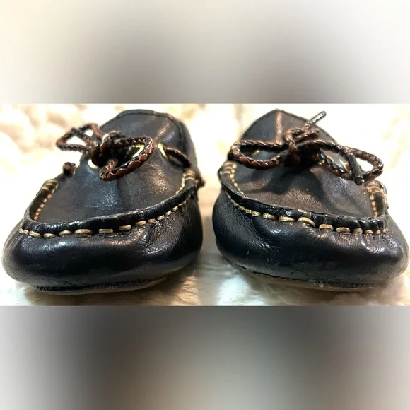 Tommy Hilfiger Randra Leather slip on ballet boat shoe loafer women’s size 6.5M - Picture 13 of 13